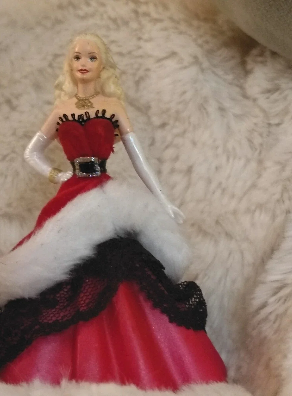 Hallmark Keepsake Ornament 'Celebration Barbie' Special 2007 Edition